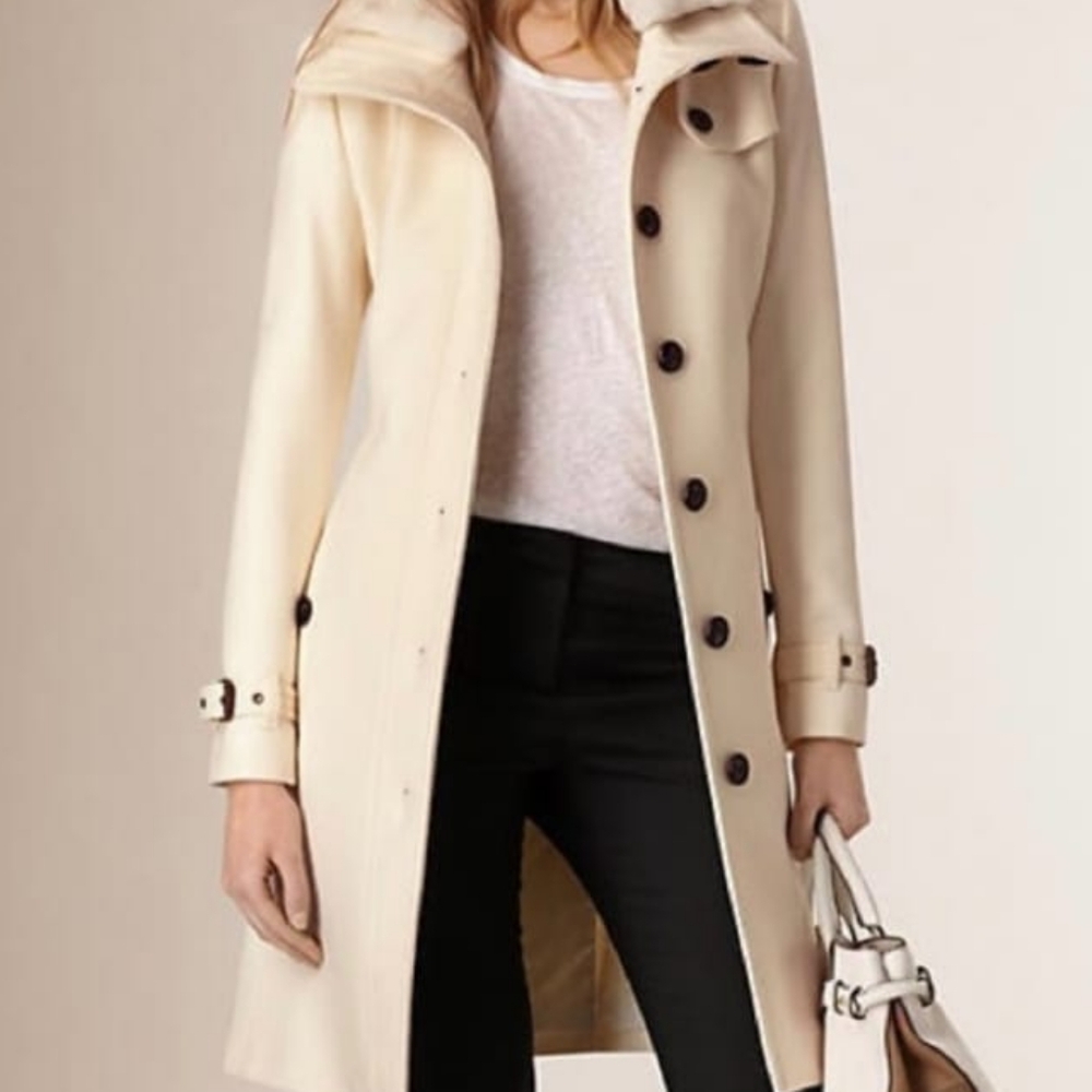 Burberry Cream White Wool Blend Single Breasted "Indiana" Peacoat - Picture 2 of 16